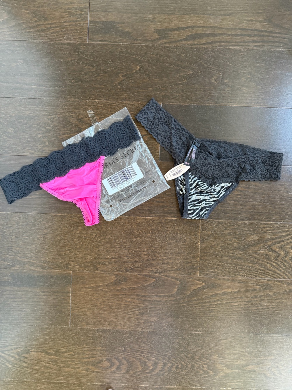 Victoria's Secret Lace & Zebra Tongs - Lot of 2